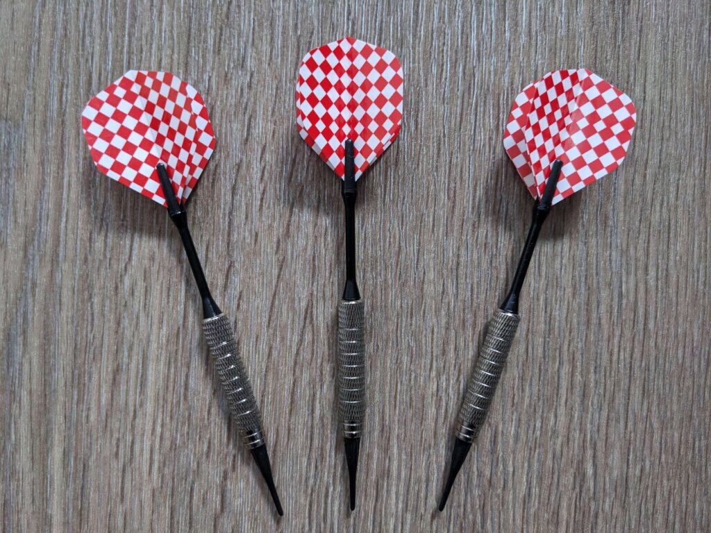 karella cb 90 darts